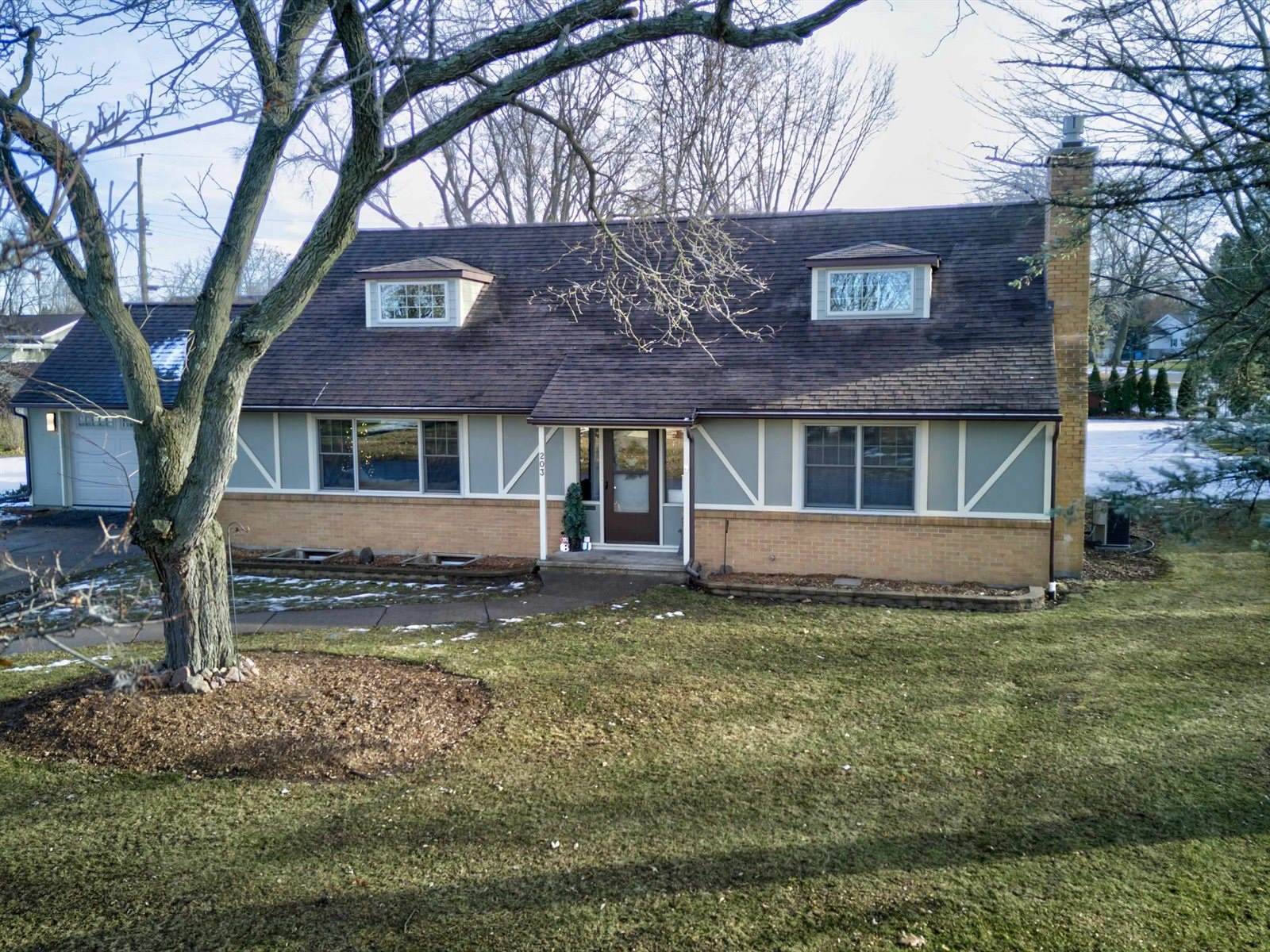 203 S Columbus Drive, Marshfield, WI 54449