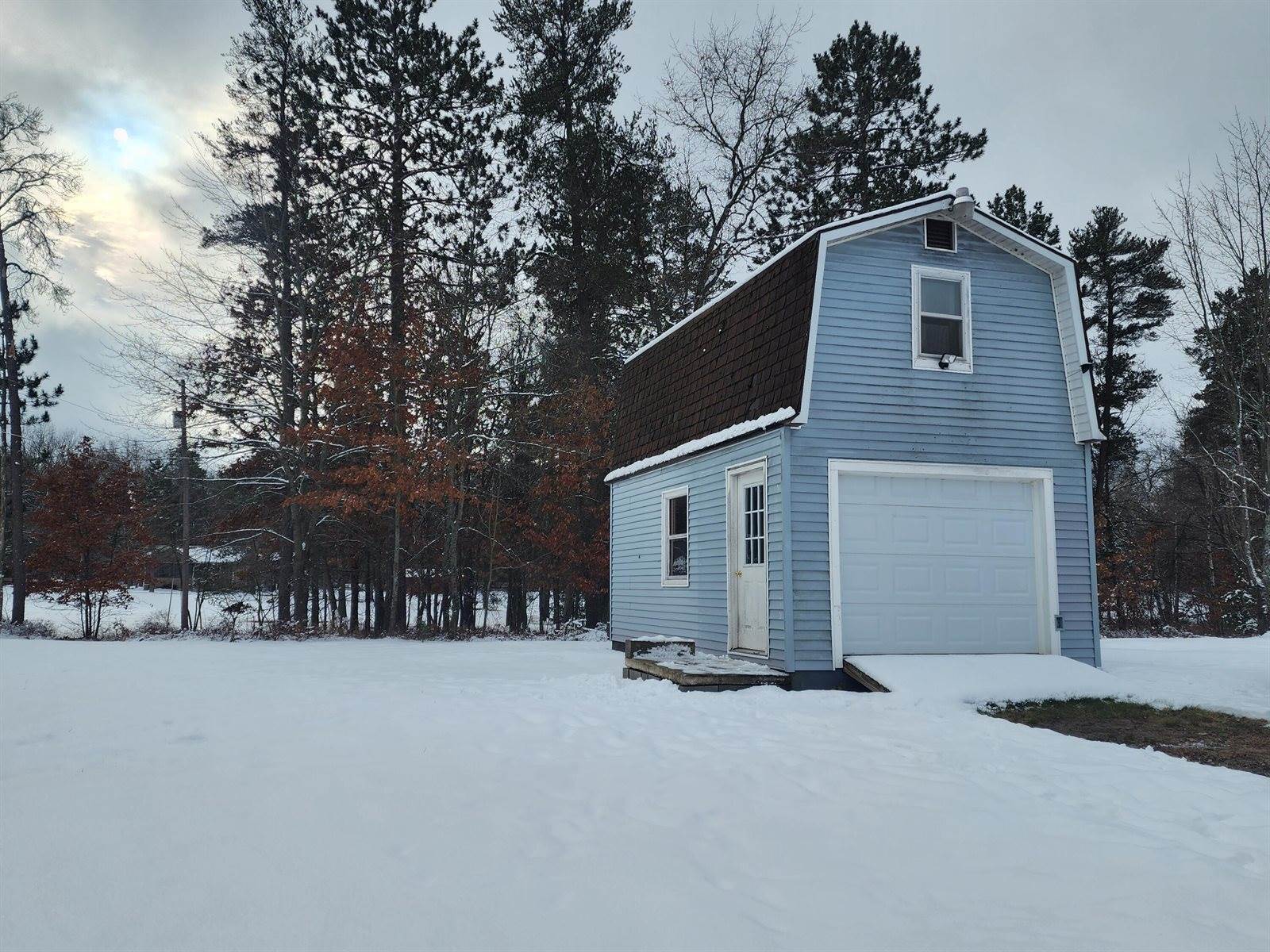 10414 Eve Road, Saint Helen, MI 48656