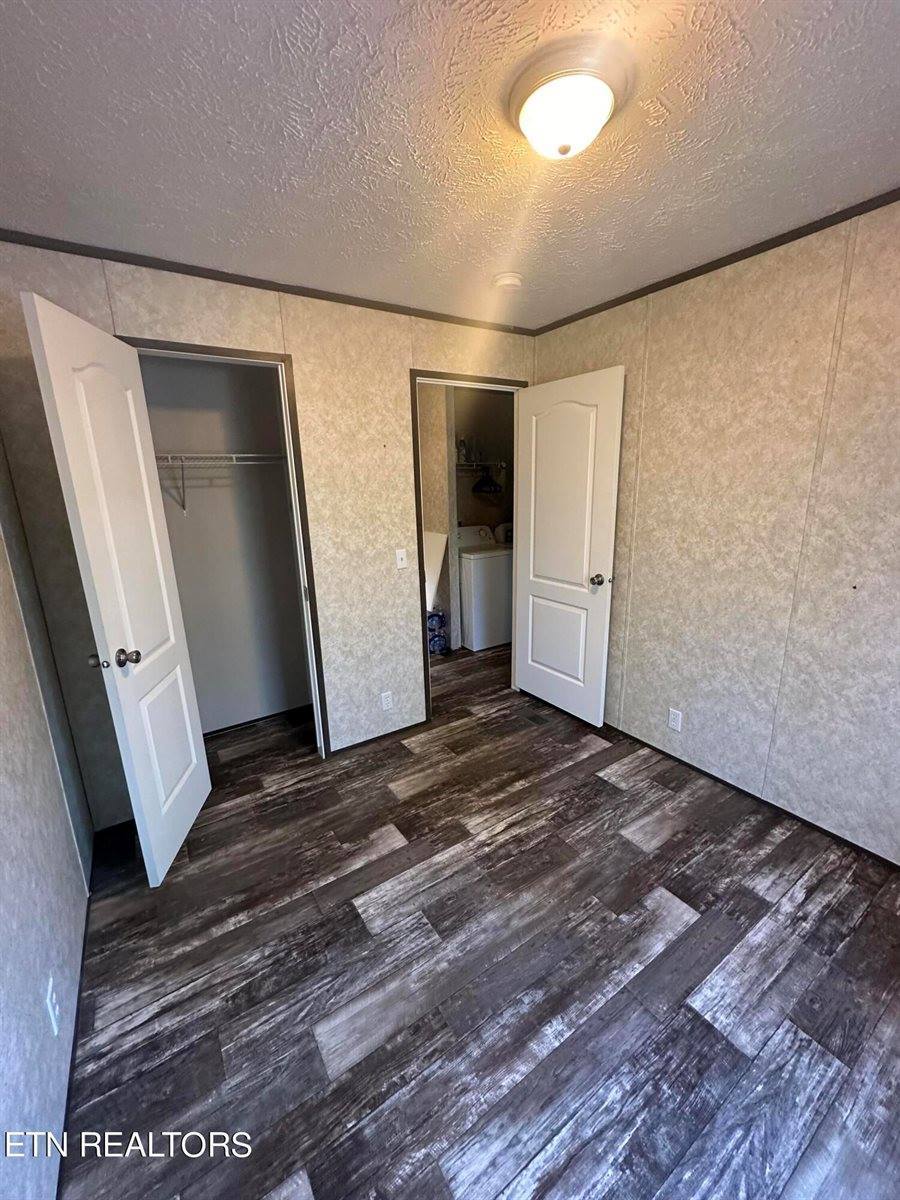 3201 Oswego Rd, Crossville, TN 38572