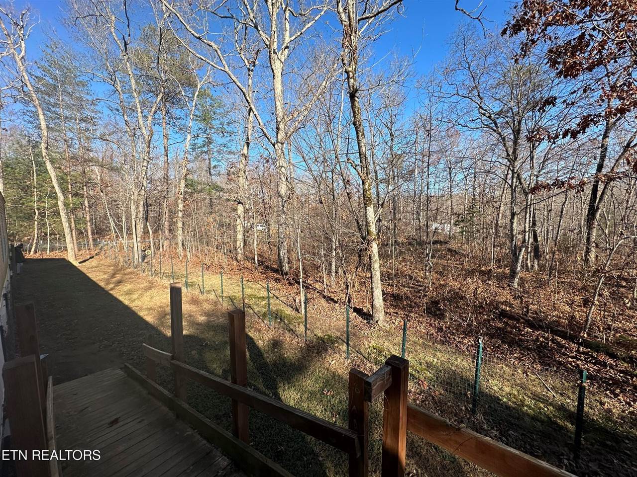 3201 Oswego Rd, Crossville, TN 38572