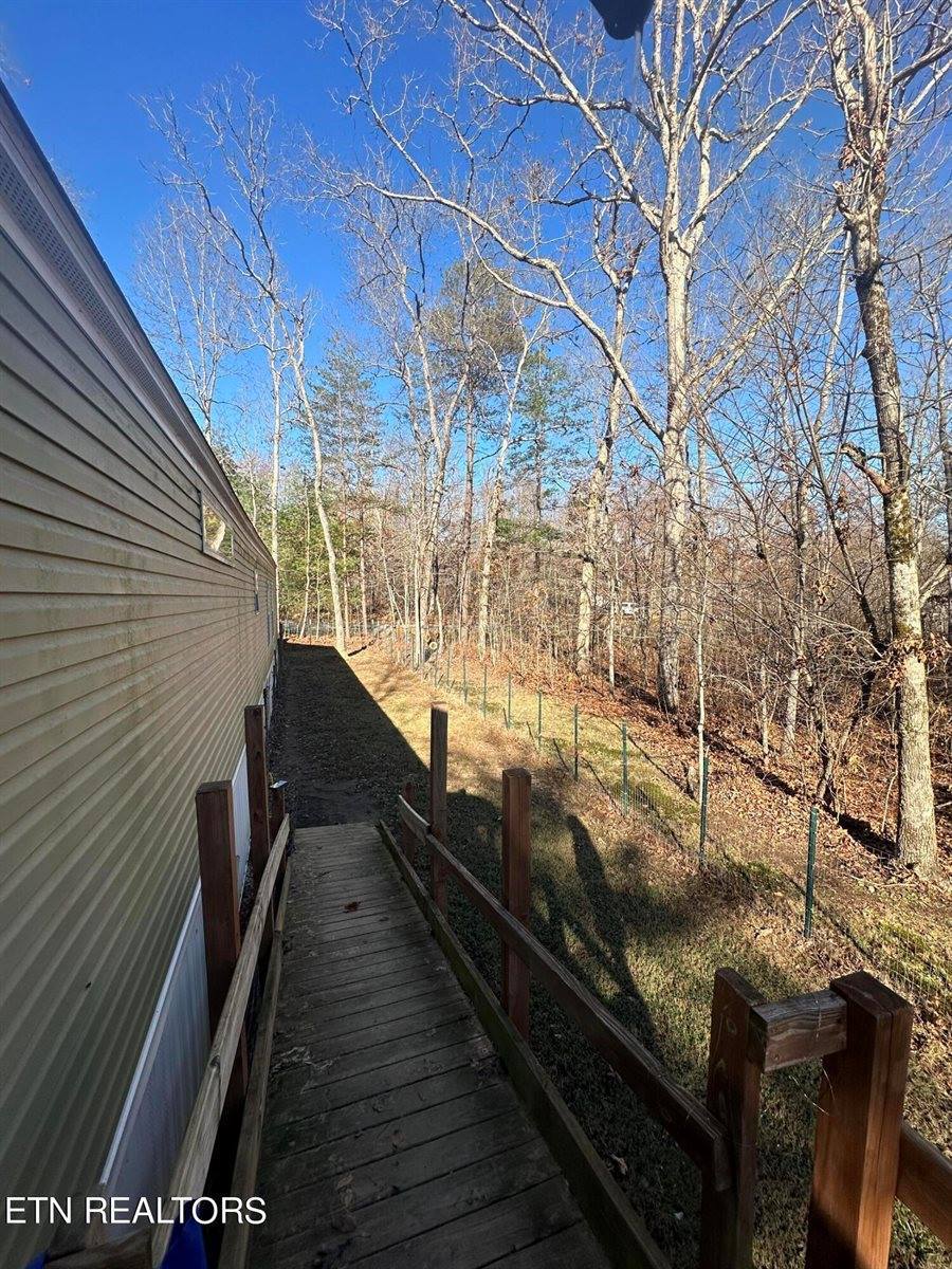 3201 Oswego Rd, Crossville, TN 38572