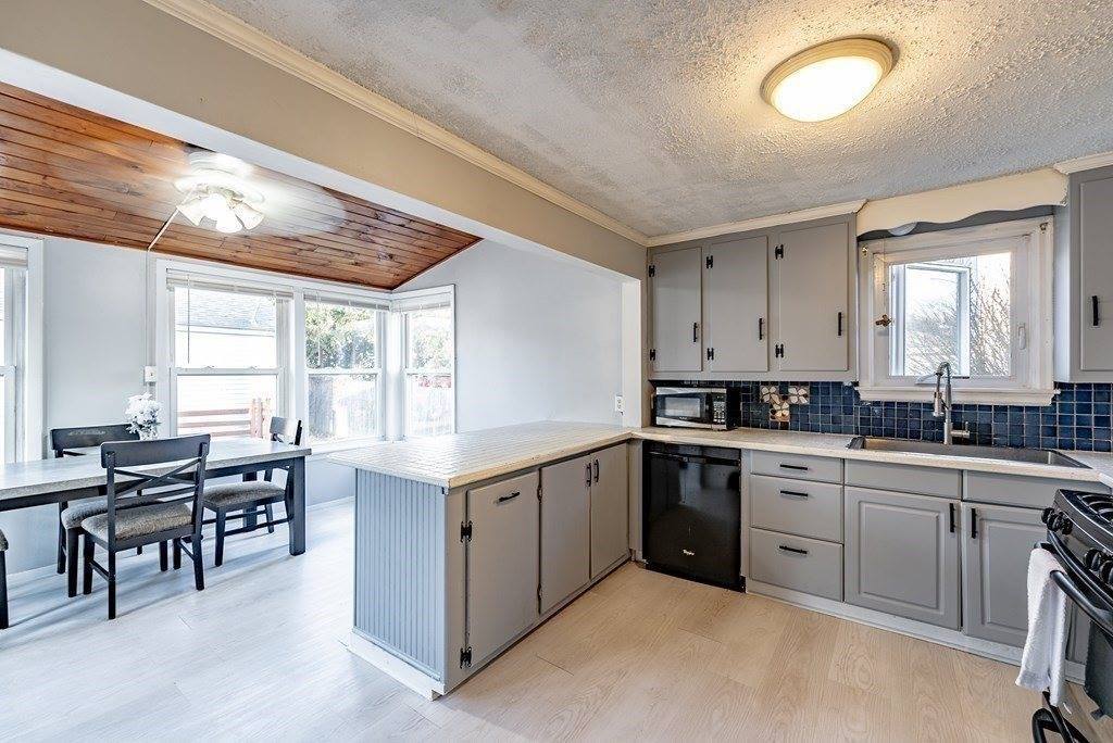 179 Nelson St, West Springfield, MA 01089