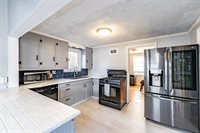179 Nelson St, West Springfield, MA 01089