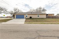 1701 Bridge Meadow Lane, Bryan, TX 77803