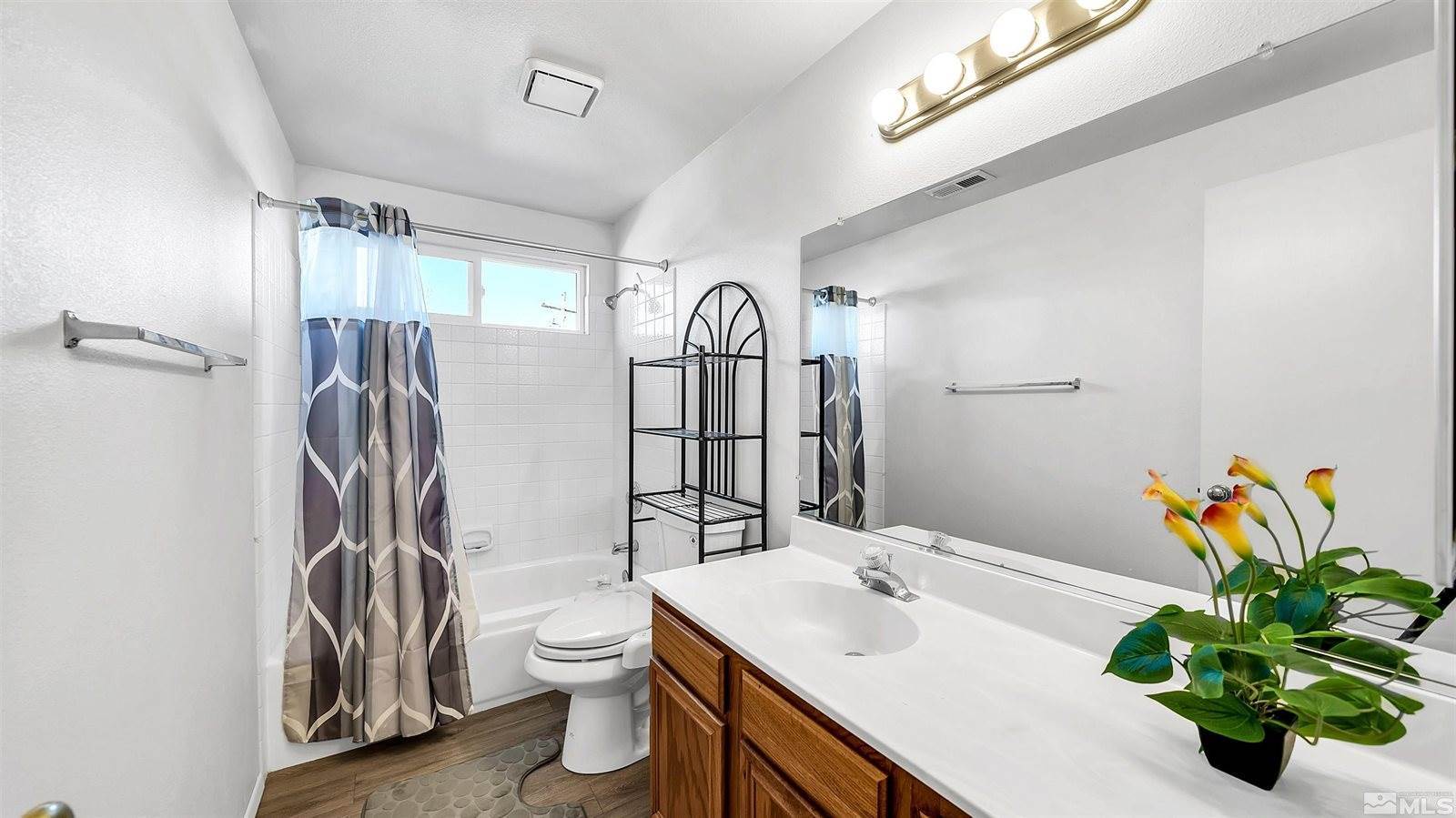 8810 Sopwith Blvd, Reno, NV 89506