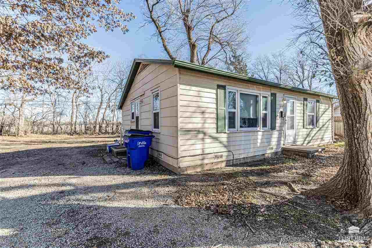 1024 Moss Circle, Junction City, KS 66441