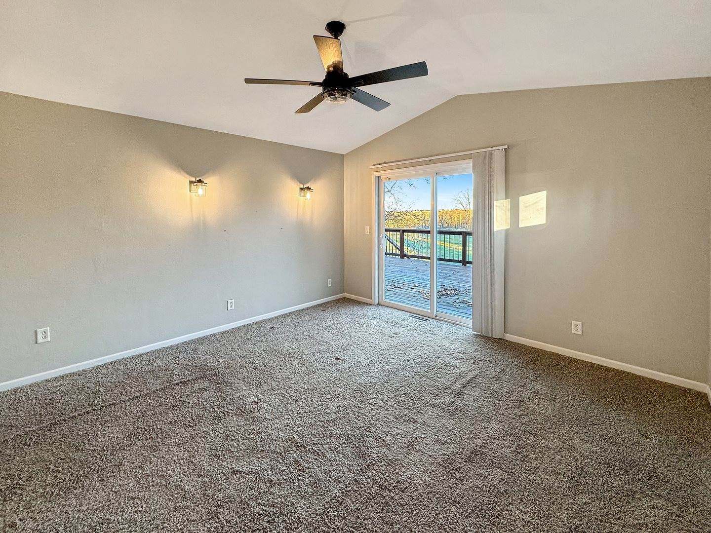 3157 South Baileyville Road, Freeport, IL 61032