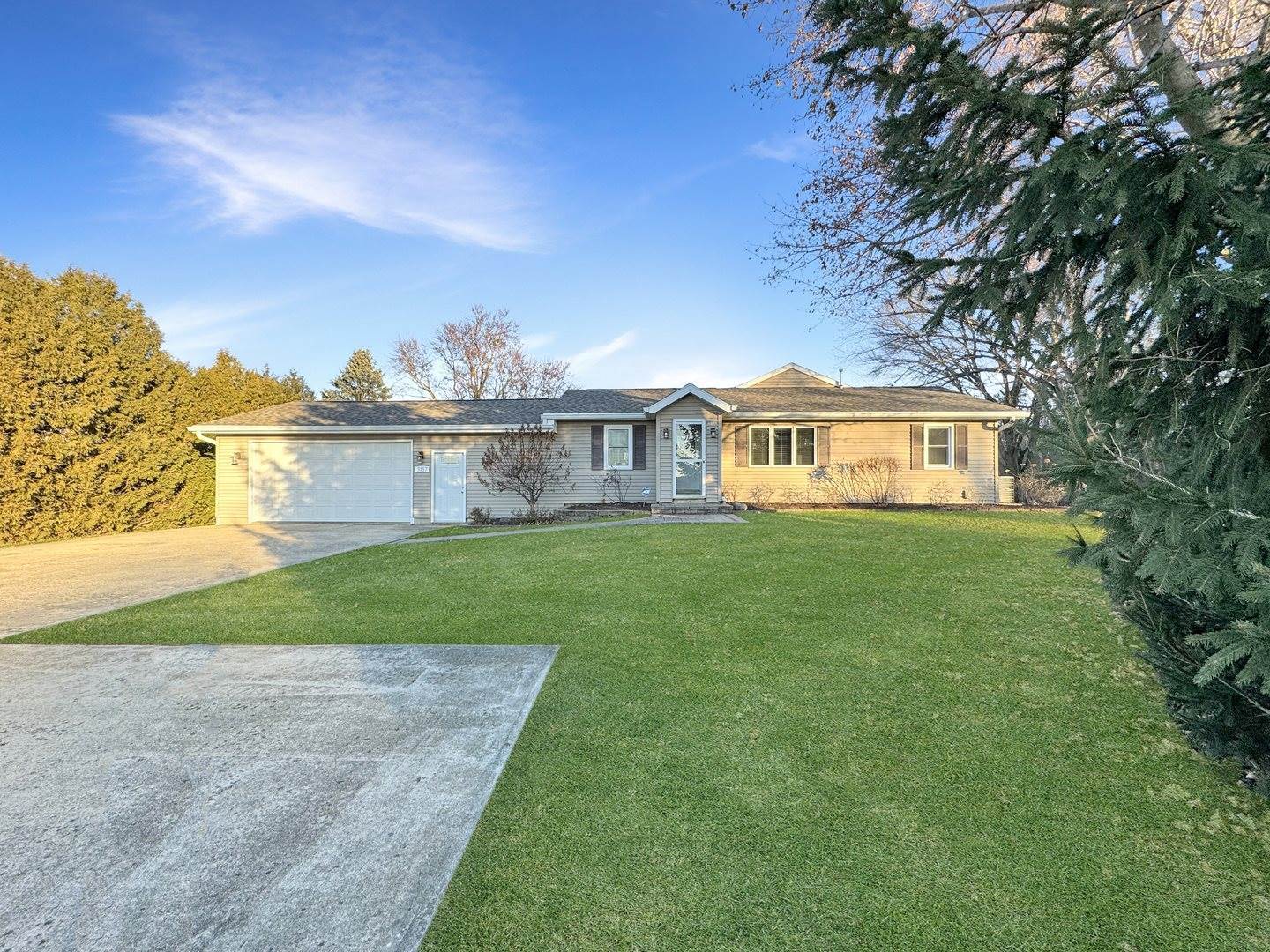 3157 South Baileyville Road, Freeport, IL 61032