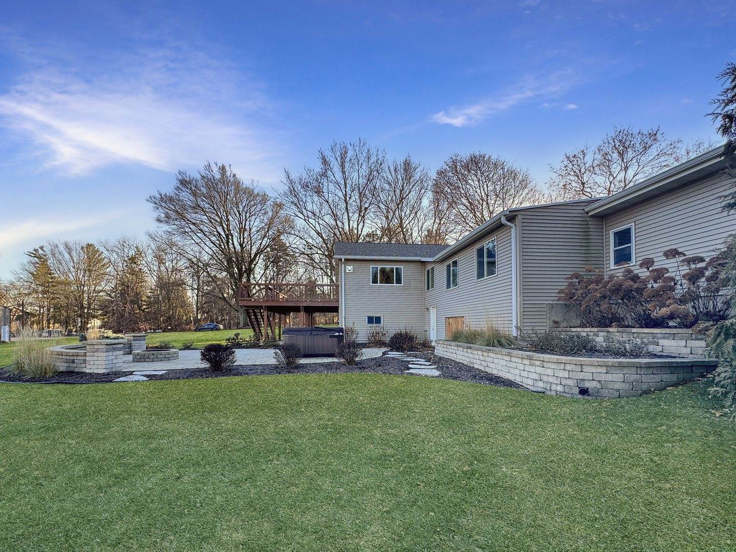 3157 South Baileyville Road, Freeport, IL 61032