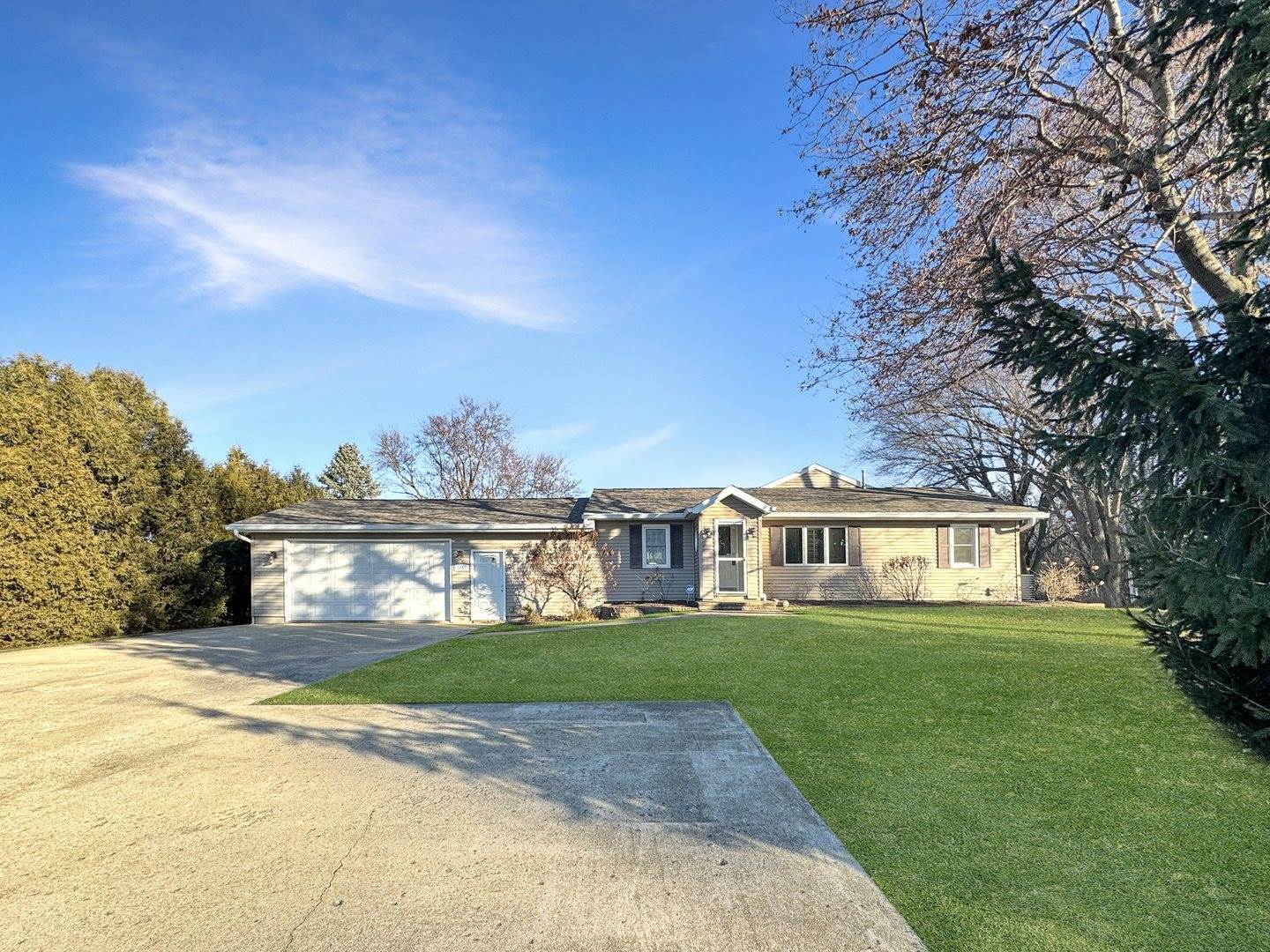 3157 South Baileyville Road, Freeport, IL 61032