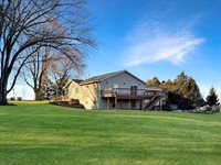 3157 South Baileyville Road, Freeport, IL 61032