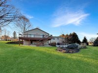 3157 South Baileyville Road, Freeport, IL 61032