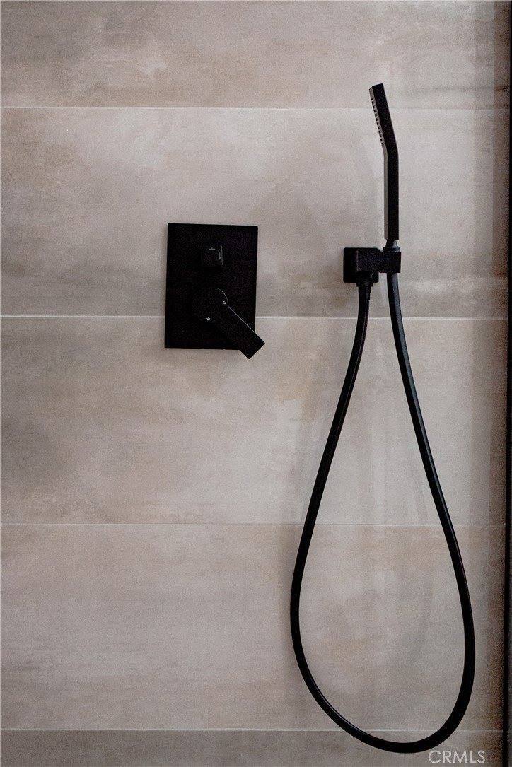 525 South Ardmore Avenue, Los Angeles, CA 90020