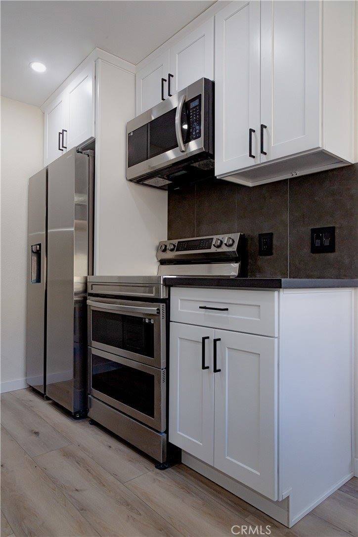 525 South Ardmore Avenue, Los Angeles, CA 90020