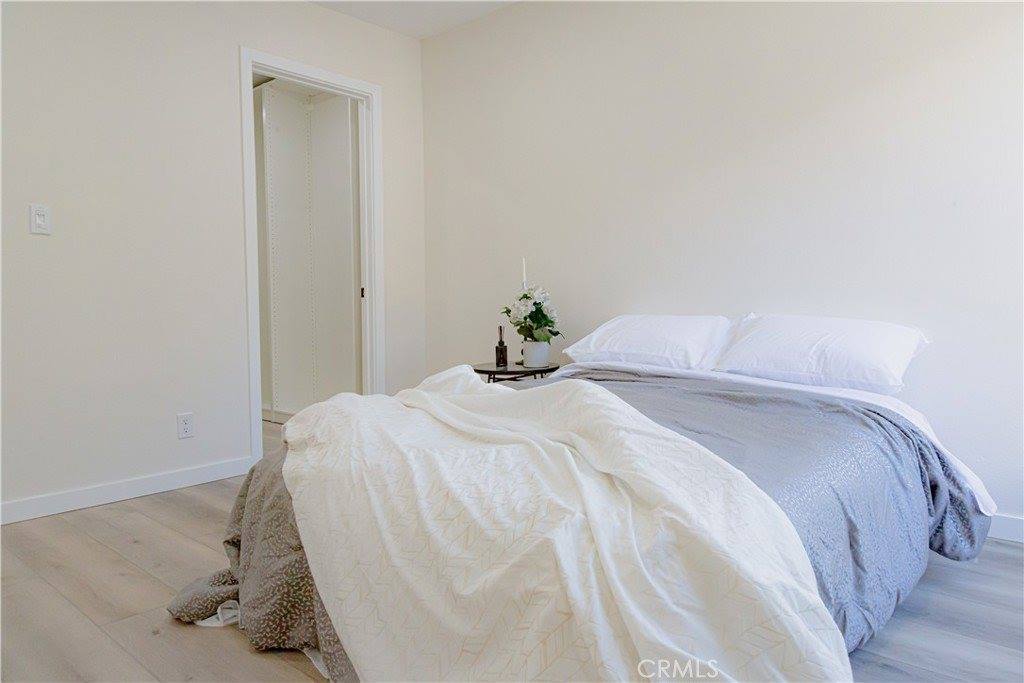 525 South Ardmore Avenue, Los Angeles, CA 90020