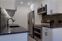 525 South Ardmore Avenue, Los Angeles, CA 90020