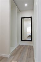 525 South Ardmore Avenue, Los Angeles, CA 90020