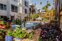 525 South Ardmore Avenue, Los Angeles, CA 90020