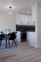 525 South Ardmore Avenue, Los Angeles, CA 90020