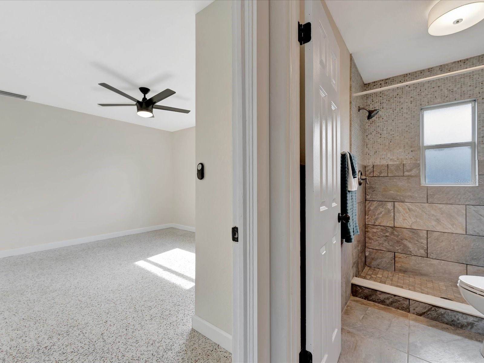 2030 Cass Street, Sarasota, FL 34231