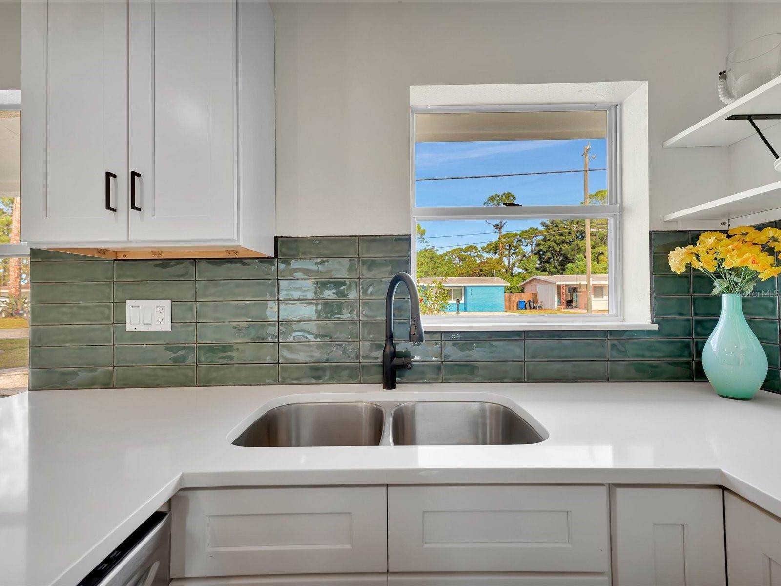 2030 Cass Street, Sarasota, FL 34231