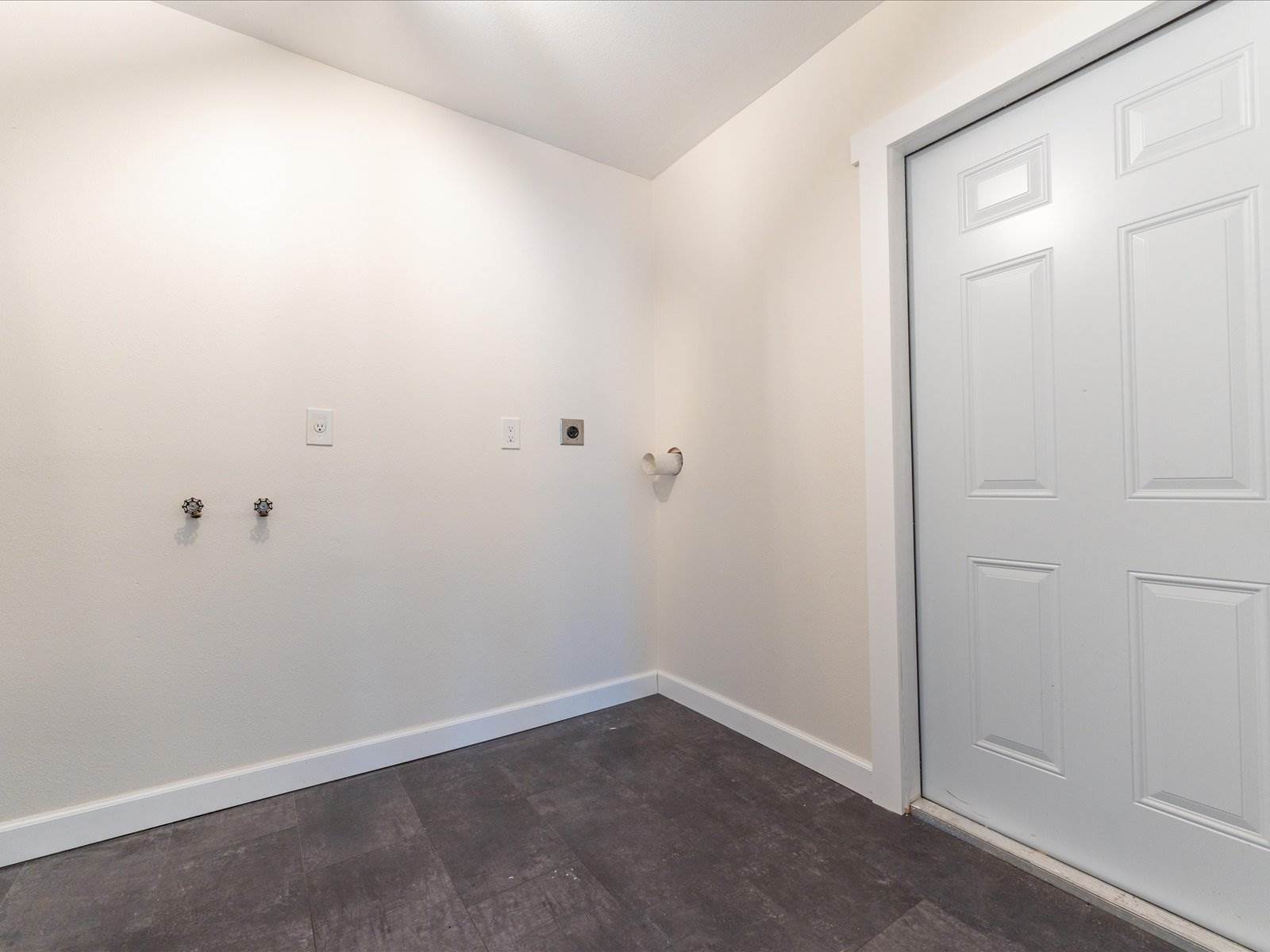 2030 Cass Street, Sarasota, FL 34231