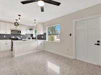 2030 Cass Street, Sarasota, FL 34231