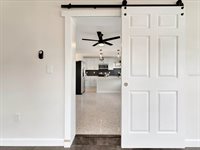 2030 Cass Street, Sarasota, FL 34231