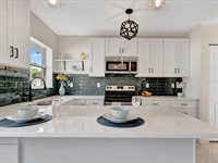 2030 Cass Street, Sarasota, FL 34231