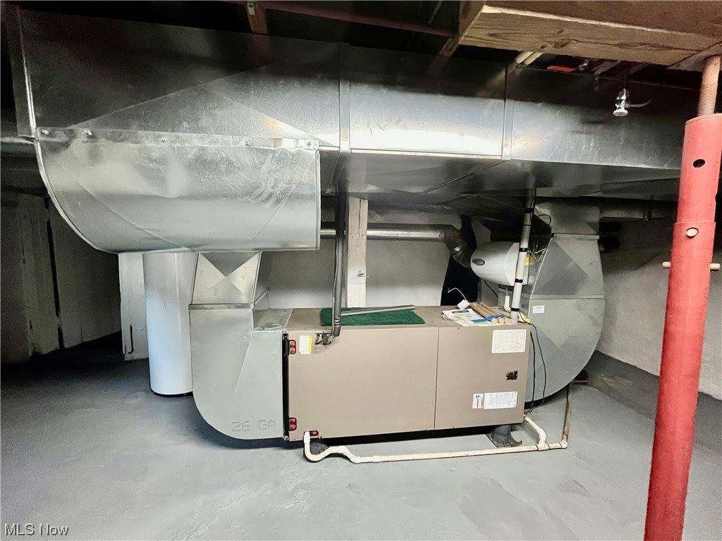 3477 East Middletown, New Springfield, OH 44443