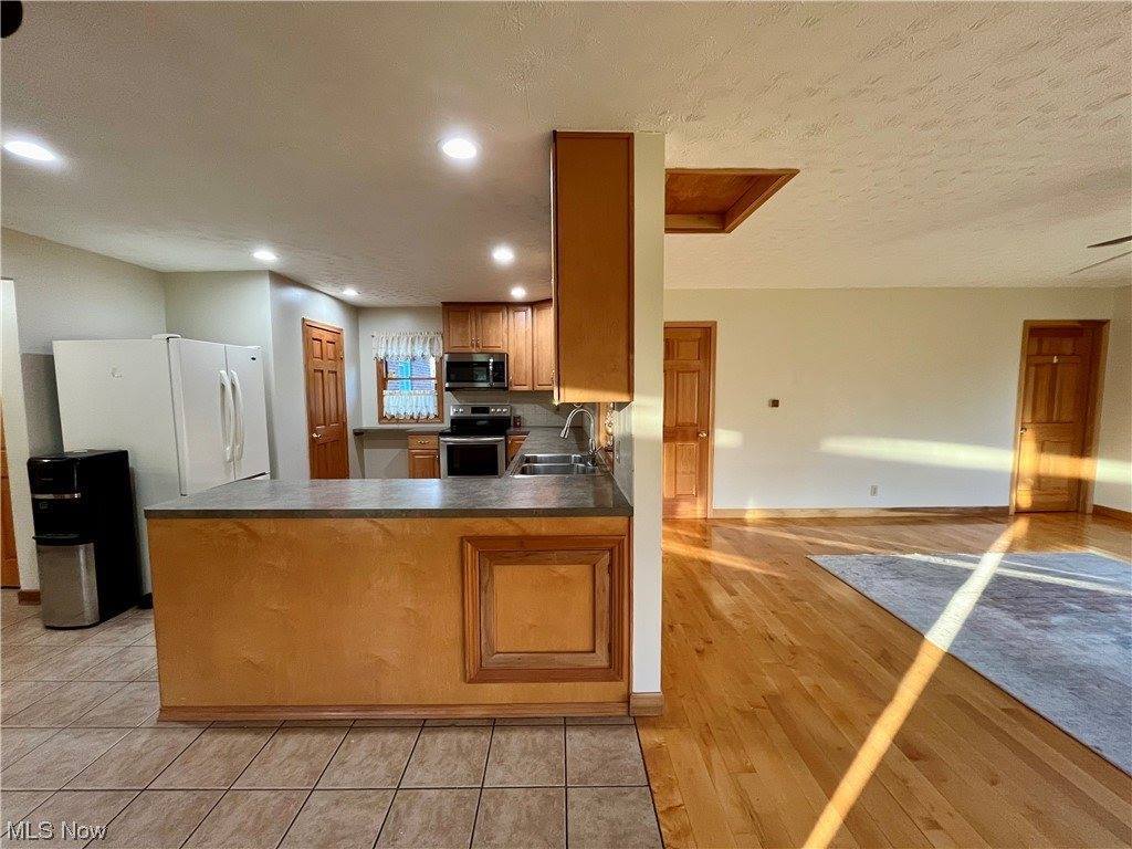 3477 East Middletown, New Springfield, OH 44443