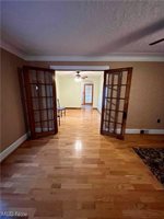 3477 East Middletown, New Springfield, OH 44443