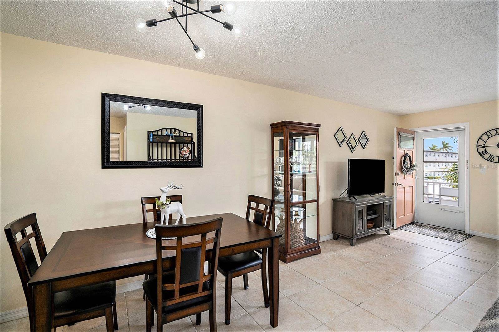 3128 59TH Street South, Gulfport, FL 33707