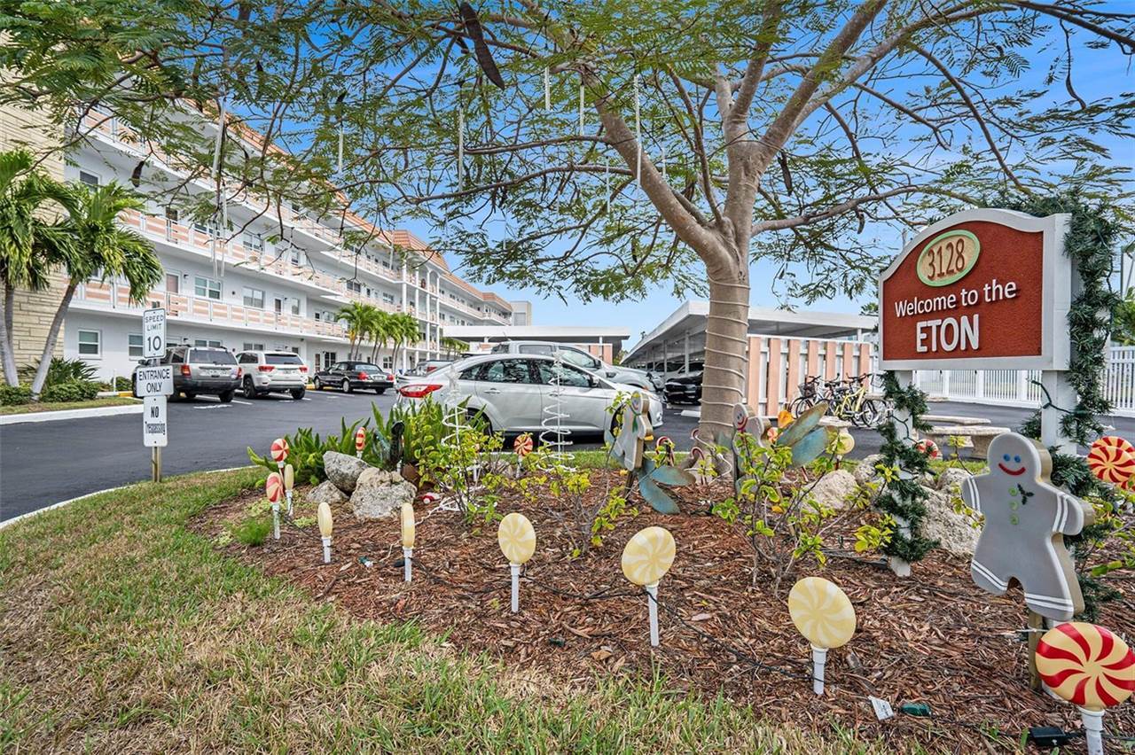 3128 59TH Street South, Gulfport, FL 33707