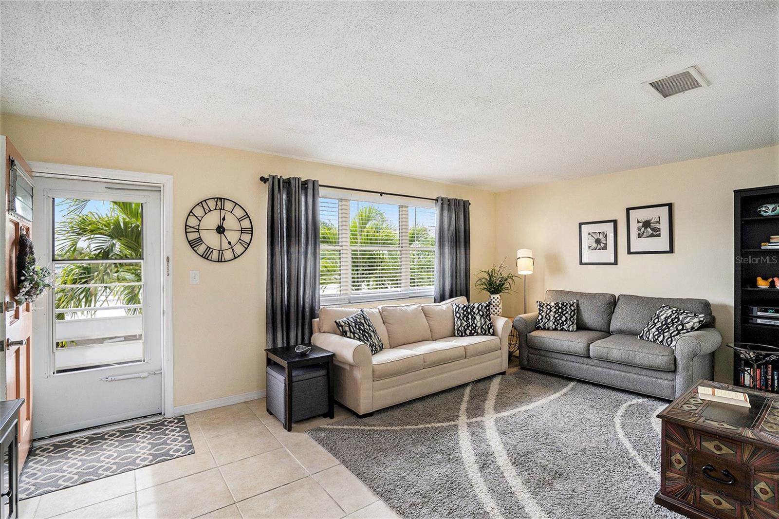 3128 59TH Street South, Gulfport, FL 33707