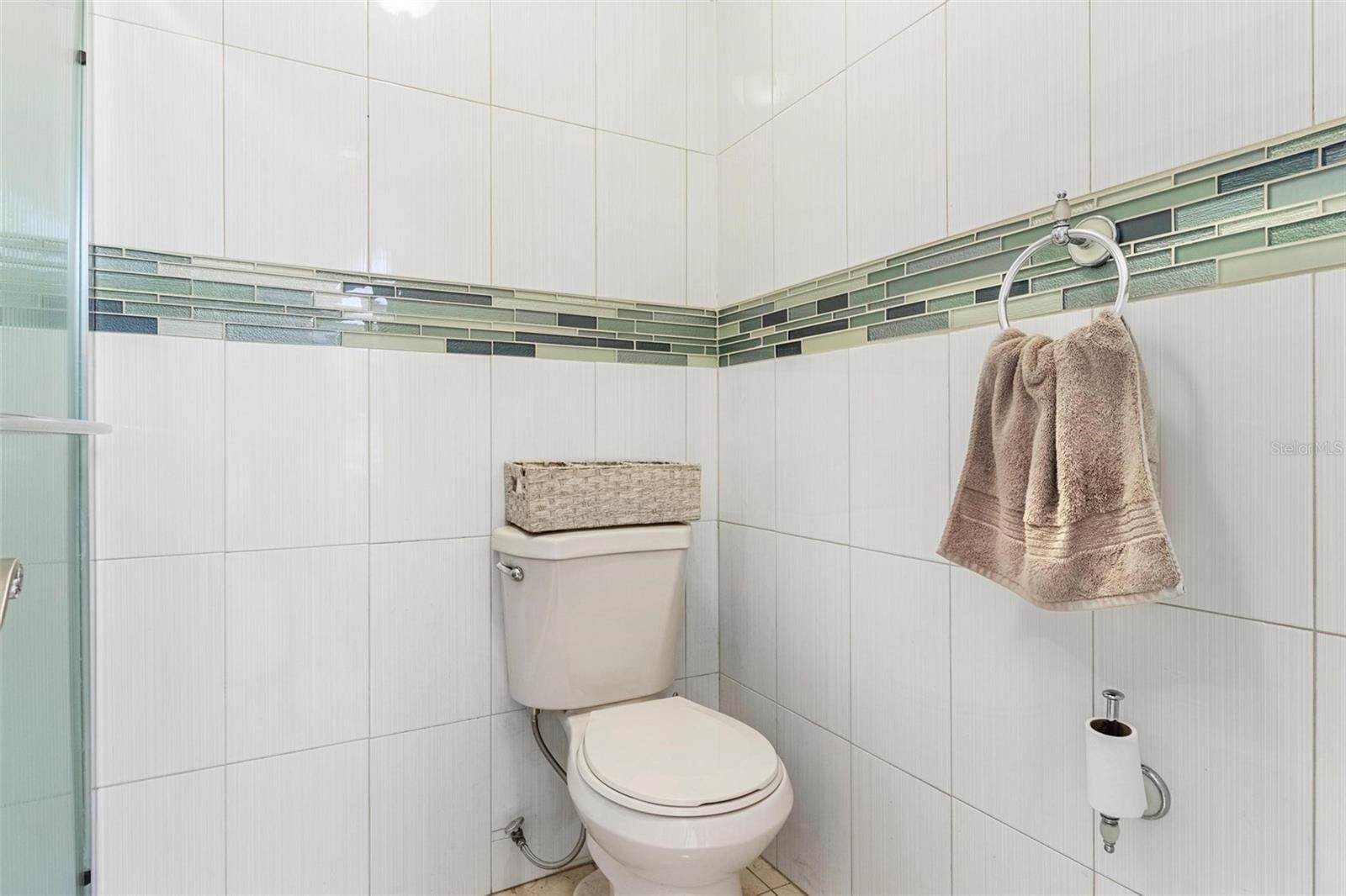 2122 Tarpon Landings Drive, Tarpon Springs, FL 34688