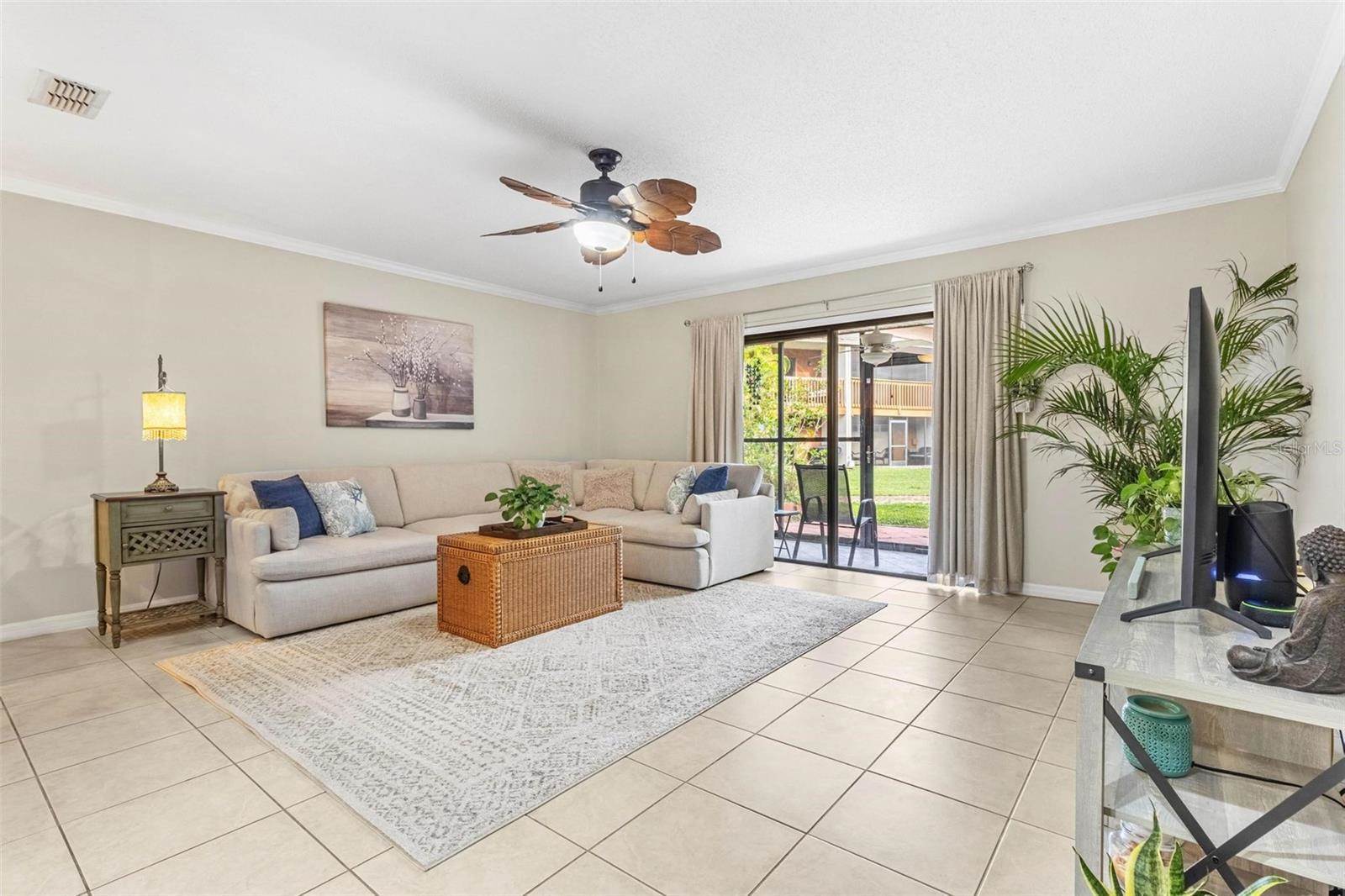 2122 Tarpon Landings Drive, Tarpon Springs, FL 34688