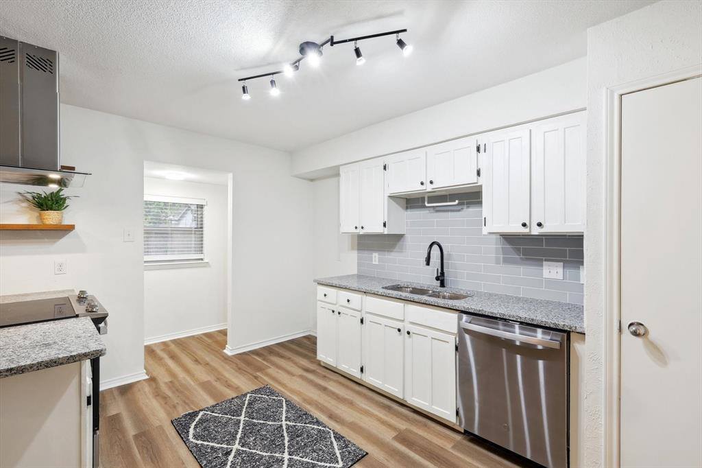 237 Volunteer Drive, Arlington, TX 76014