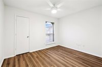 237 Volunteer Drive, Arlington, TX 76014