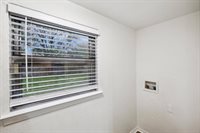 237 Volunteer Drive, Arlington, TX 76014