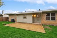 237 Volunteer Drive, Arlington, TX 76014