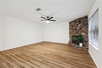 237 Volunteer Drive, Arlington, TX 76014