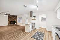 237 Volunteer Drive, Arlington, TX 76014