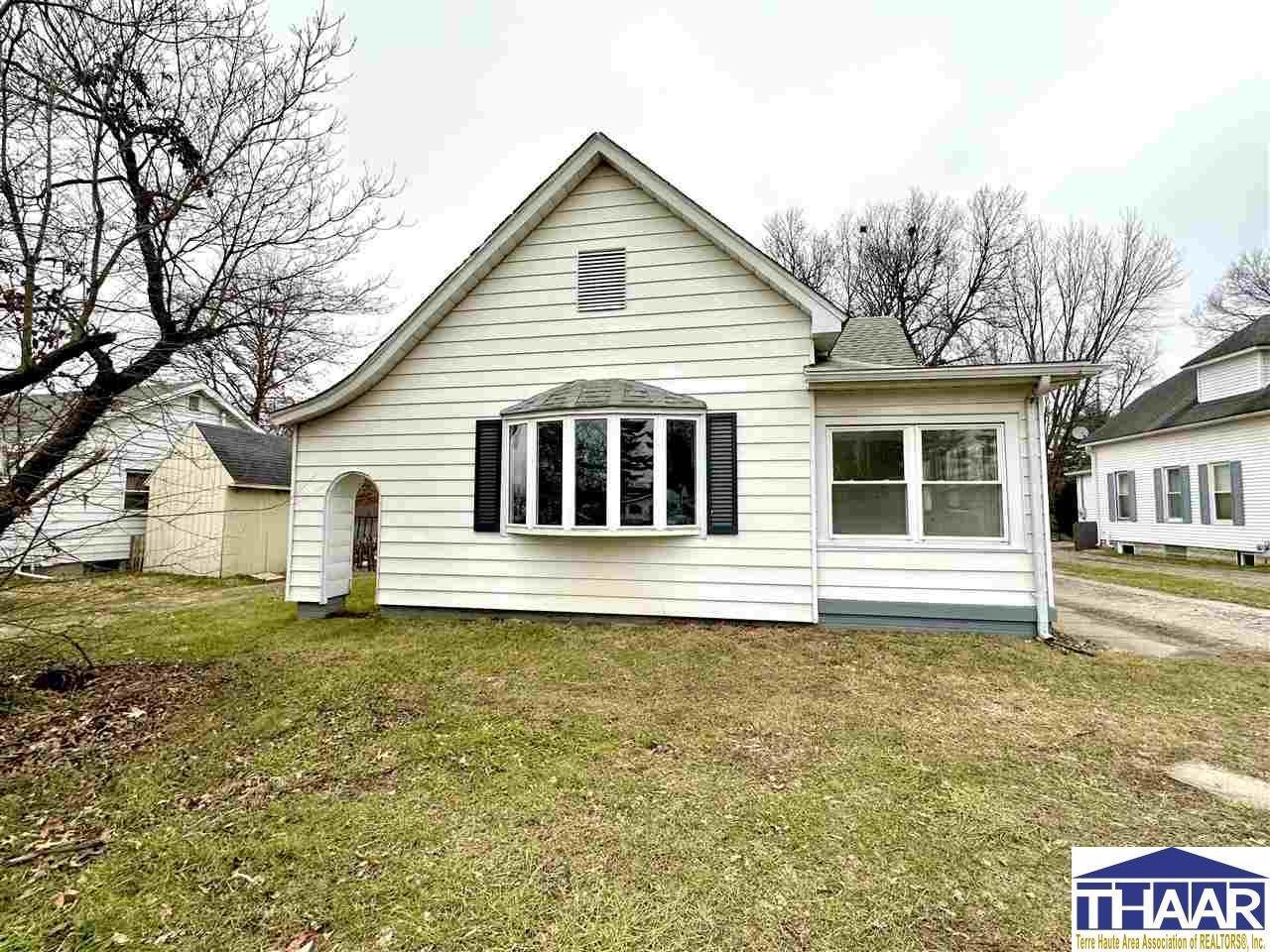 2648 Hulman, Terre Haute, IN 47803