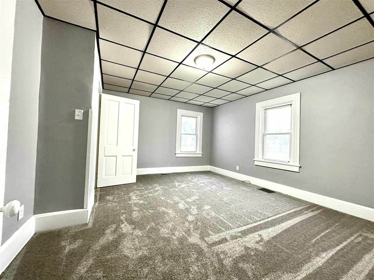 2648 Hulman, Terre Haute, IN 47803