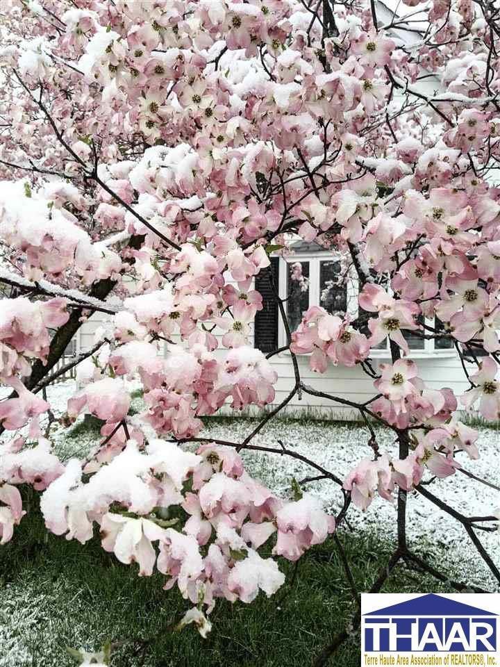 2648 Hulman, Terre Haute, IN 47803