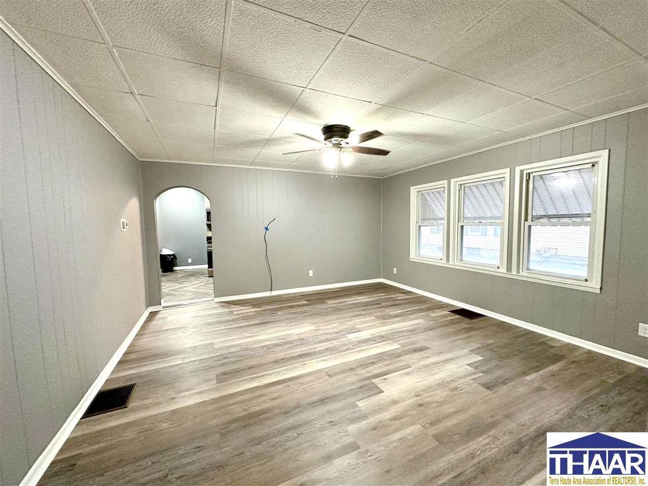 2648 Hulman, Terre Haute, IN 47803