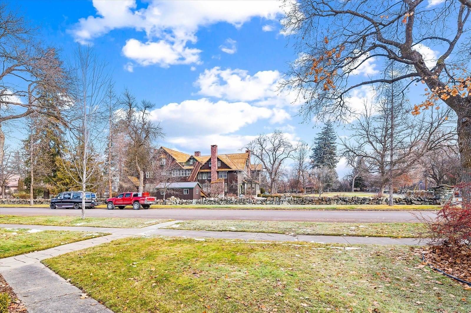 334 6th Avenue East, Kalispell, MT 59901