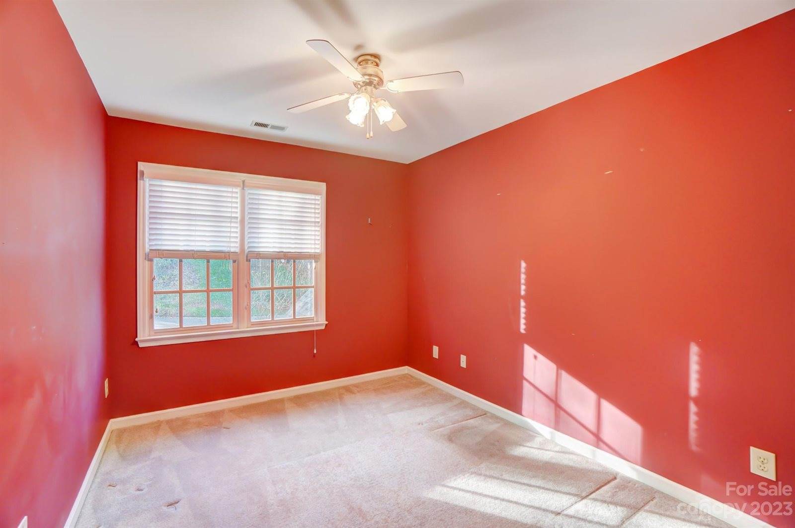 2800 Oxborough Drive, Matthews, NC 28105