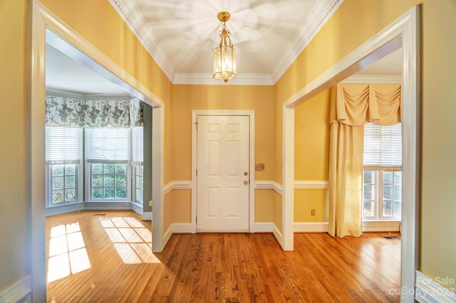 2800 Oxborough Drive, Matthews, NC 28105